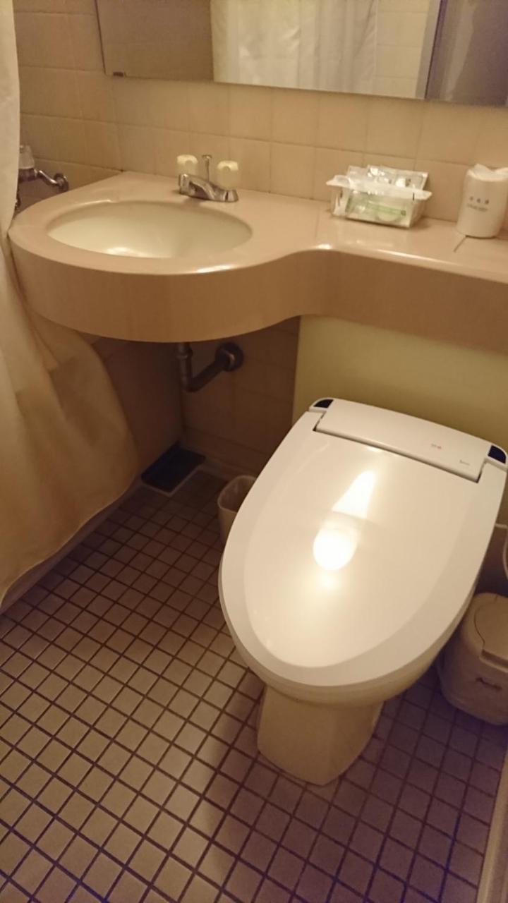 Hotel Itami ภายนอก รูปภาพ